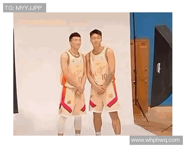 赵睿、王哲林等获颁CBA总决赛新星奖，青年才俊脱颖而出